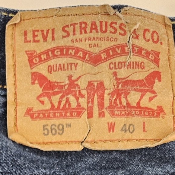Levi's 569 Loose Fit Men's Blue Jean Denim Shorts - Picture 4 of 8